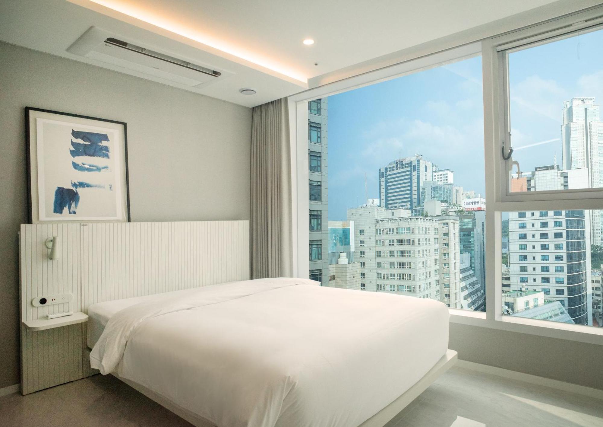 Uh Flat The Seocho Apartman Szöul Kültér fotó